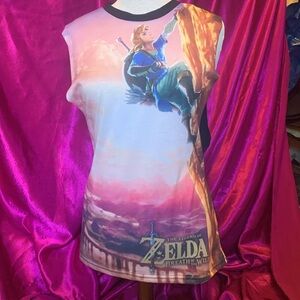 Zelda sleeveless top size L, large open arm in grate condition. Super soft